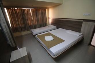 Hotel Ratnams Lodge, Bangalore 2